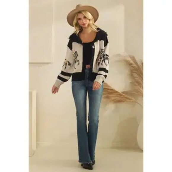 CARDIGAN KNIT SWEATER WITH HORSE M-L left - Picture 4 of 4
